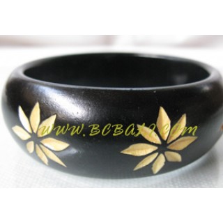 Hand Carving Wooden Bangles Design